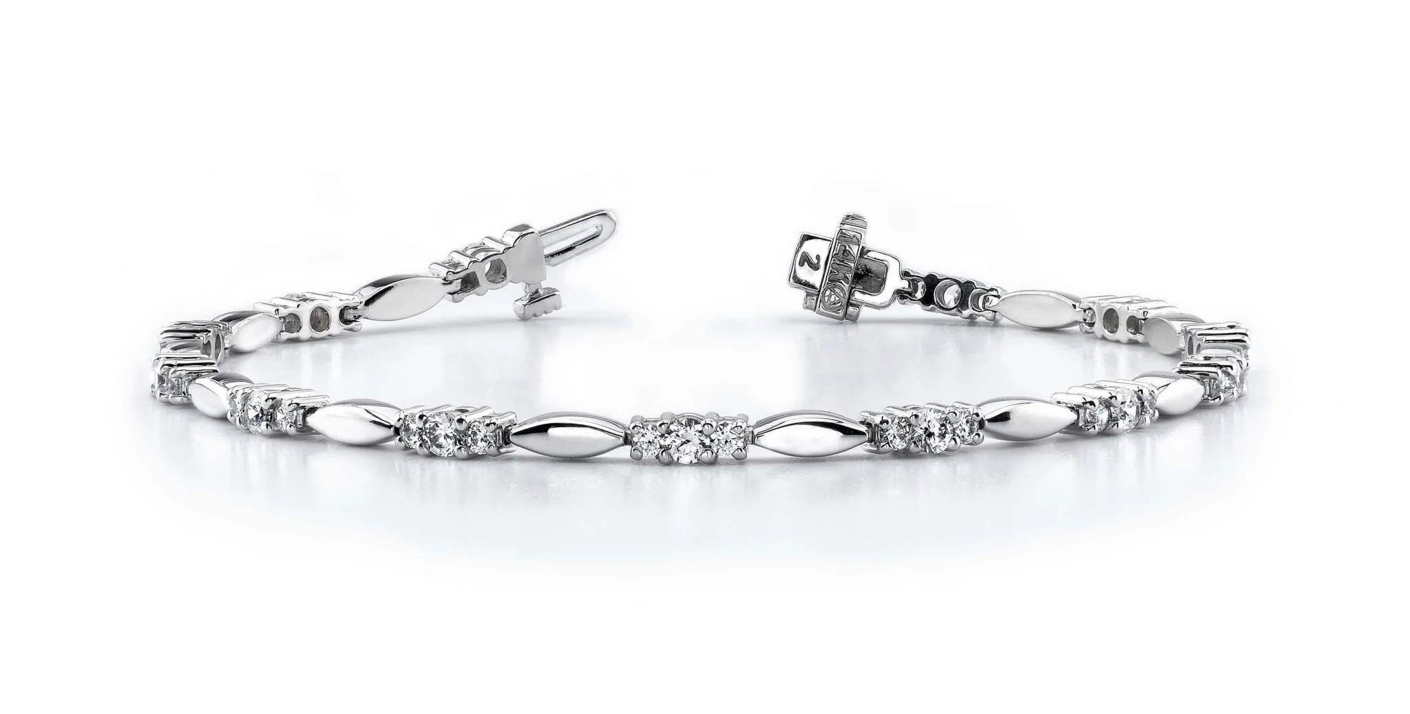 Elliptical Link Lab-Grown Diamond Bracelet with 3.08 ct.(finished) 2.5mm, 3.5mm - Image 5
