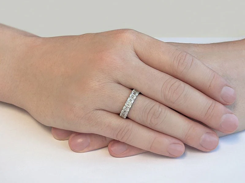 Emerald Cut Crown Diamond Eternity Diamond Ring with 4.40 ct.(finished) 3.8x2.8mm - Image 3