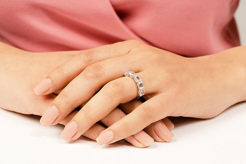 Emerald Cut Diamond Ring With Sash Setting Diamond with 1.54 ct.(finished) 4x3mm, 1mm - Image 5