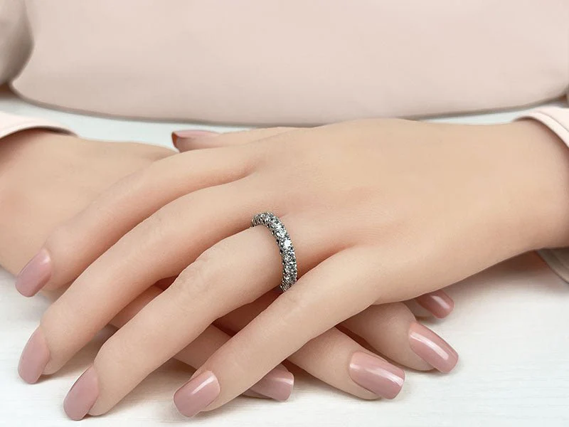 Everlasting Love Anniversary Diamond Ring with 0.72 ct.(finished) 2.5mm - Image 3