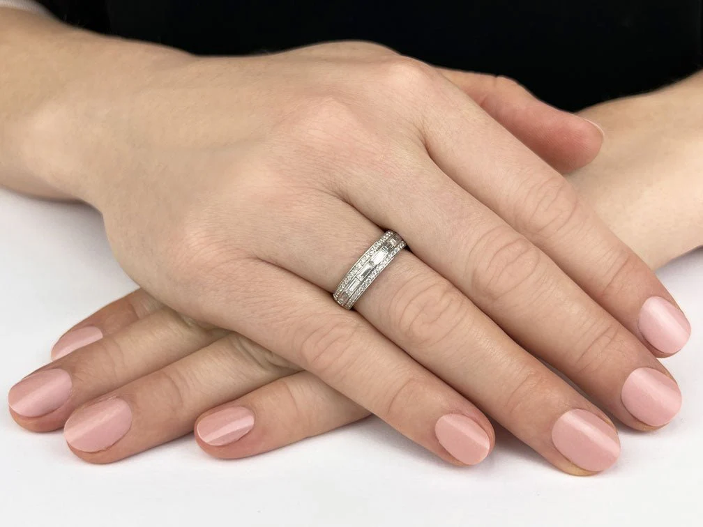 Everlasting Romance Diamond Anniversary Diamond Ring with 0.88 ct.(finished) 4x1.5mm, 1.1mm - Image 3
