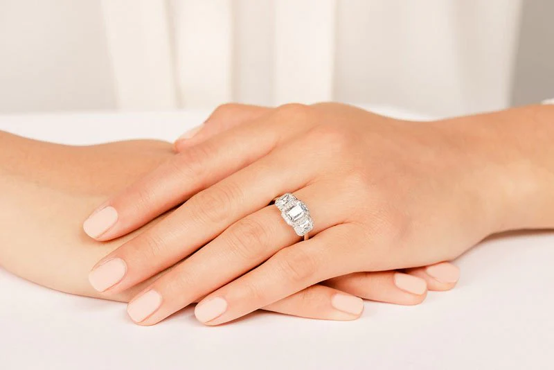 Expressive Love Three Stone Diamond Ring with 2.76 ct. (1.50 ct. center diamond) - Image 5