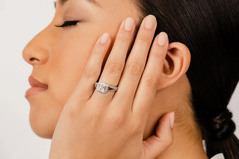Exquisite Double Halo Diamond Engagement Ring with 1.95 ct. (1.25 ct. center diamond) - Image 4
