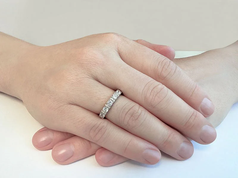 Exquisite Expression Diamond Eternity Diamond Ring with 2.17 ct.(finished) 1mm, 3.3mm - Image 3