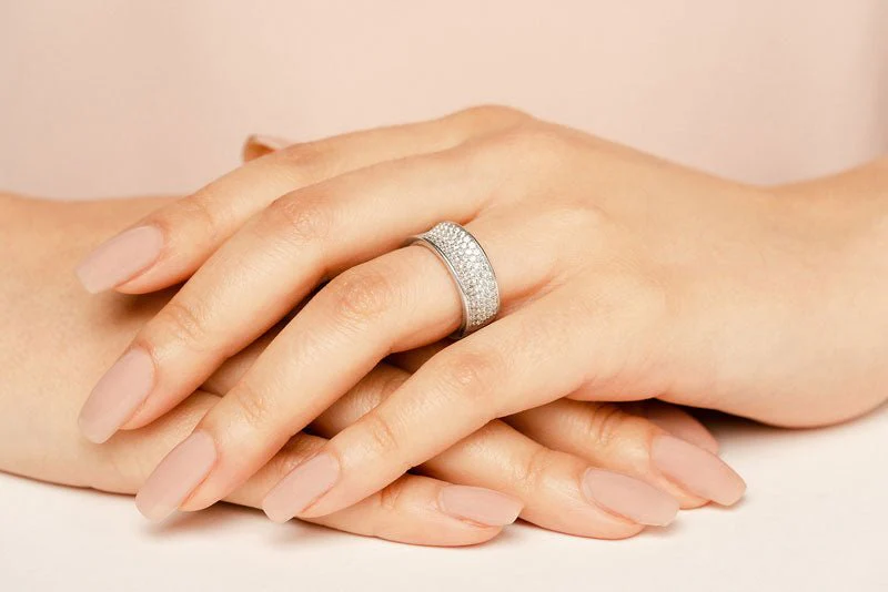 Exquisite Pave Anniversary Diamond Ring with 1.09 ct.(finished) 1.3mm - Image 5