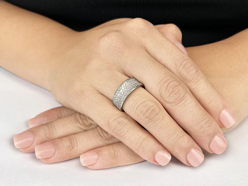 Exquisite Pave Anniversary Lab-Grown Diamond Ring with 1.09 ct.(finished) 1.3mm - Image 3