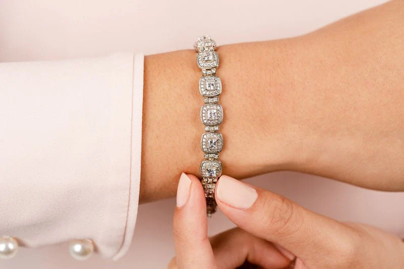 Fanciful Lab-Grown Diamond Bracelet with 6.39 ct.(finished) 1.1mm, 3.4mm - Image 4
