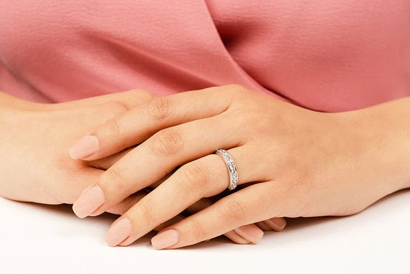 Glamorous Anniversary Ring With Side Stones Diamond with 1.35 ct.(finished) 1mm, 3.3mm - Image 4