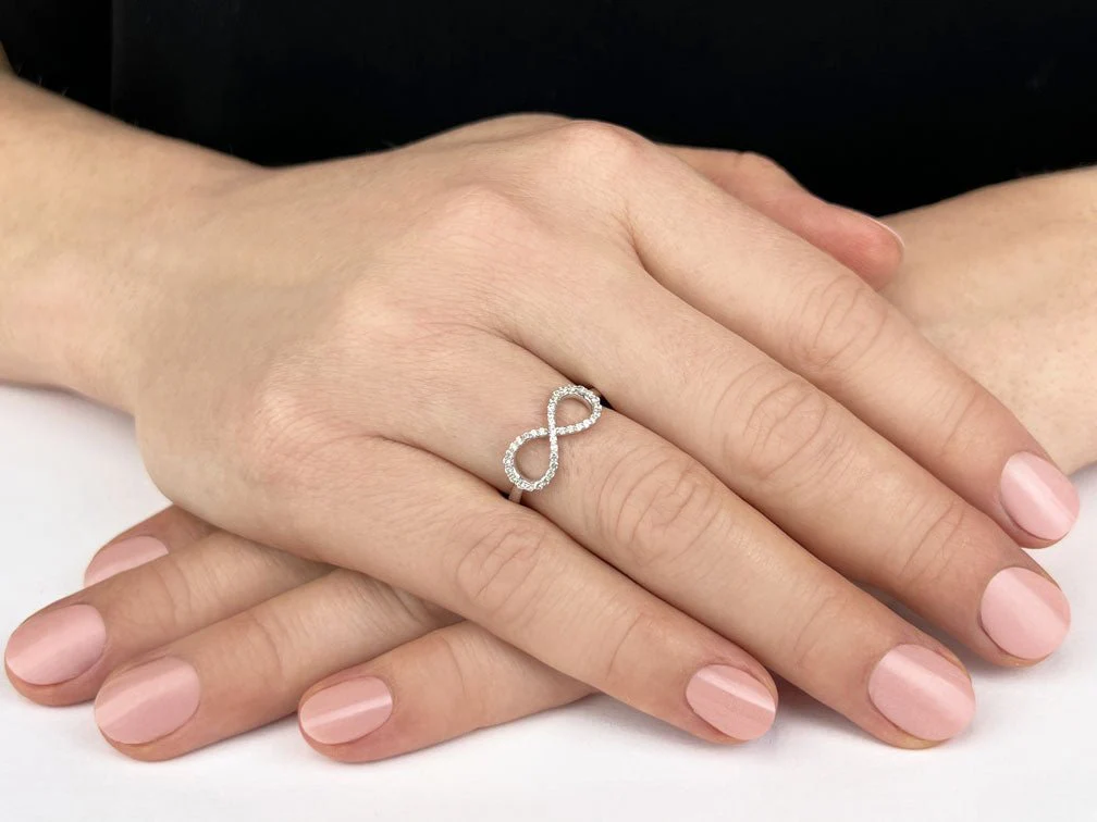 Infinite Expression Diamond Ring with 0.24 ct.(finished) 1mm, 1.1mm, 1.2mm - Image 3