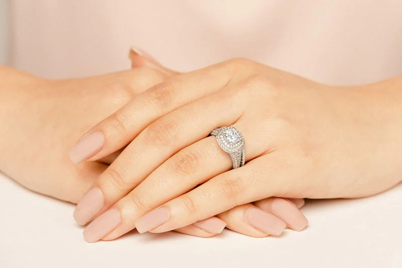Lasting Legacy Cushion Cut Bridal Set Diamond  with 3.32 ct. (2.00 ct. center diamond) - Image 4
