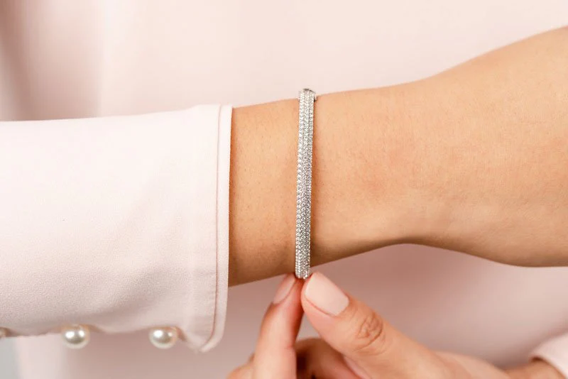 Legendary Curved Lab-Grown Diamond Bangle with 0.75 ct.(finished) 3.8mm, 4.5mm - Image 3