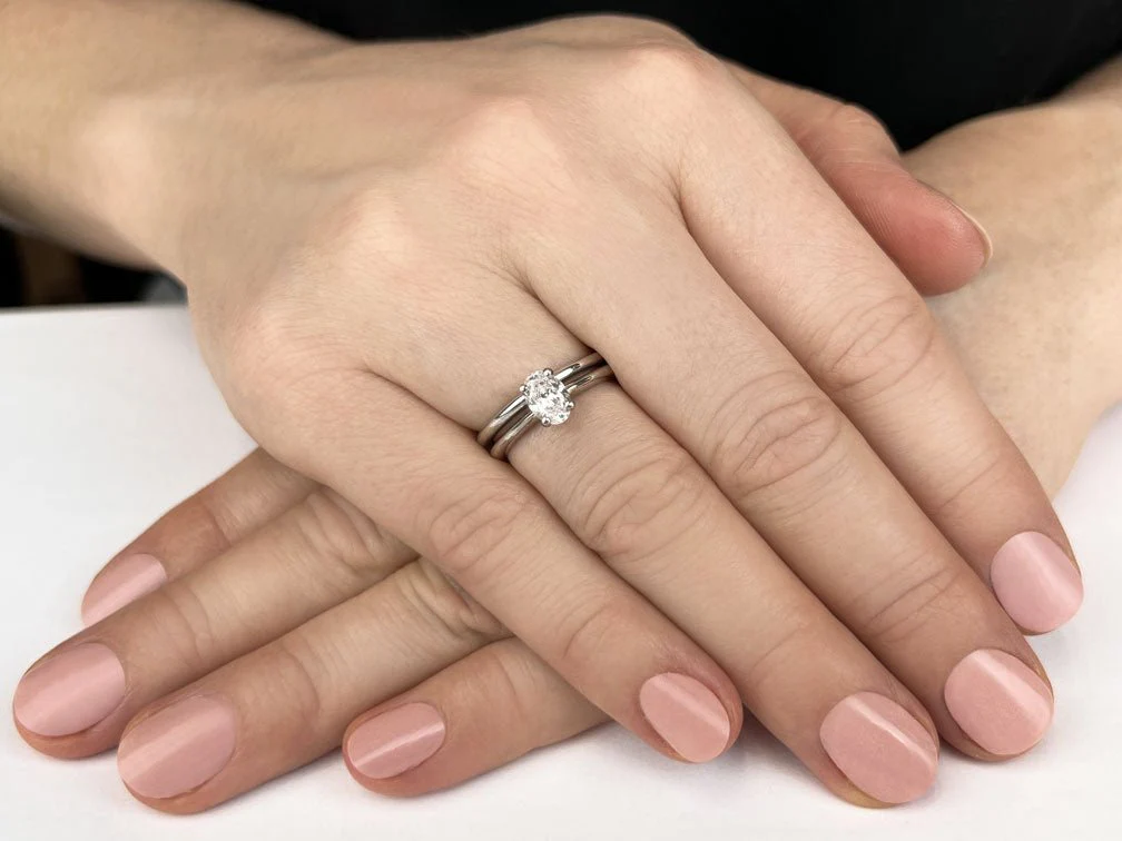 Love With No Limits Oval Solitaire Lab-Grown Diamond Bridal Set with 0.60 ct.(finished) 6x4mm - Image 3