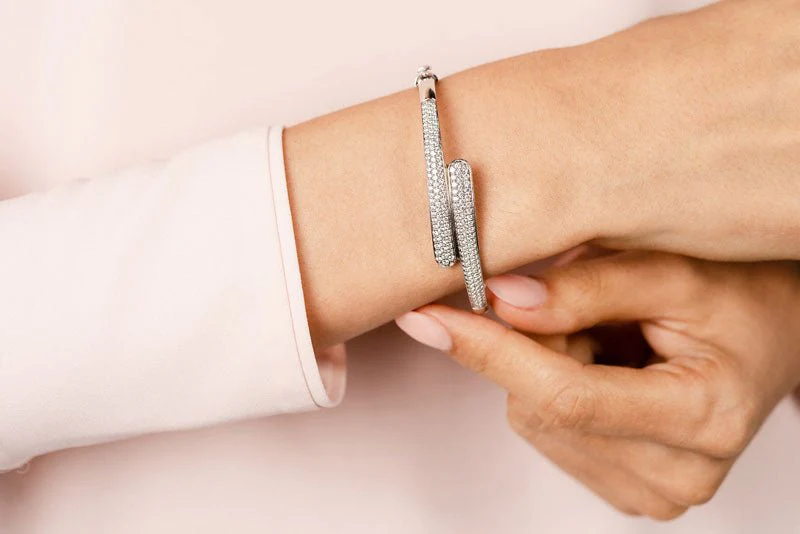 Luxe Lab-Grown Diamond Bangle with 2.24 ct.(finished) 1.2mm, 1.4mm, 1.6mm - Image 5