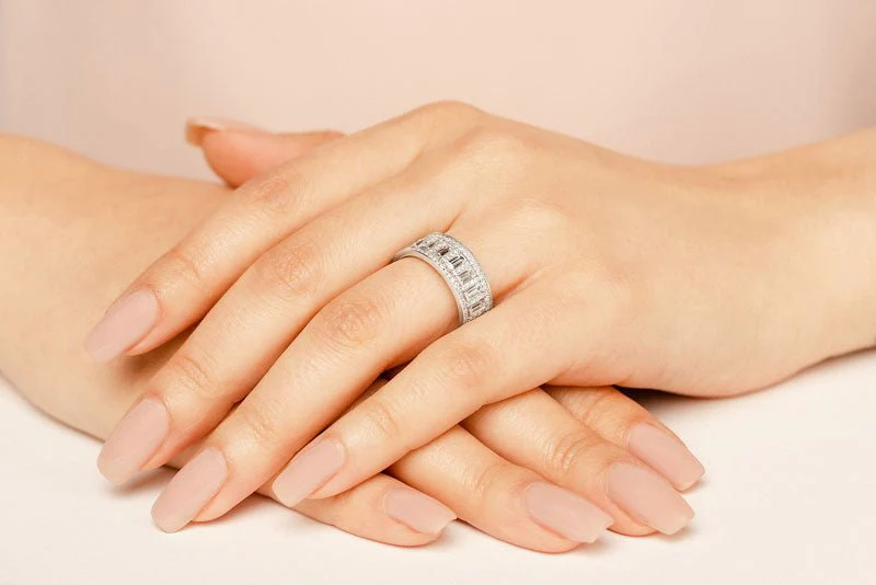 Luxurious Baguette And Round Diamond Accent Lab-Grown Diamond Anniversary Ring with 1.74 ct.(finished) 4x2mm, 1mm - Image 5