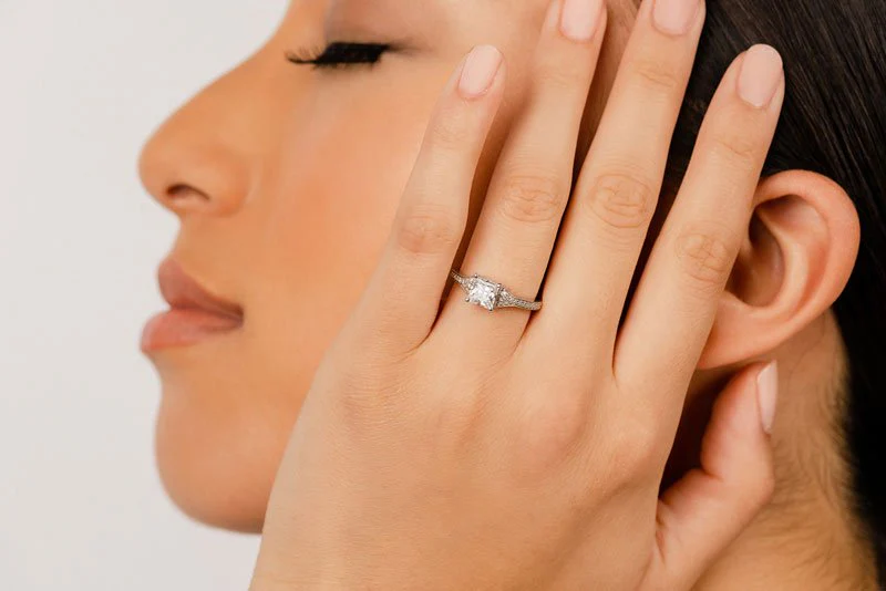 Mesmerizing Princess Lab-Grown Diamond Engagement Ring with 1.14 ct. (1.00 ct. center diamond) - Image 4