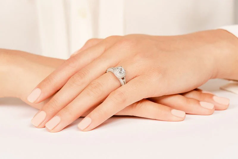 Milgrain Cushion Cut Halo Ring Lab-Grown Diamond with 1.67 ct. (1.00 ct. center diamond) - Image 5