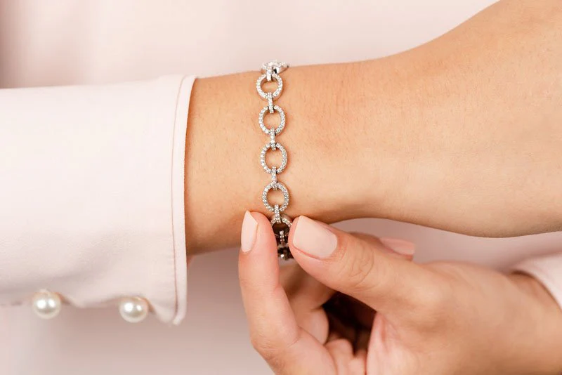 Open Oval Love Lab-Grown Diamond Bracelet with 2.54 ct.(finished) 1.2mm - Image 4
