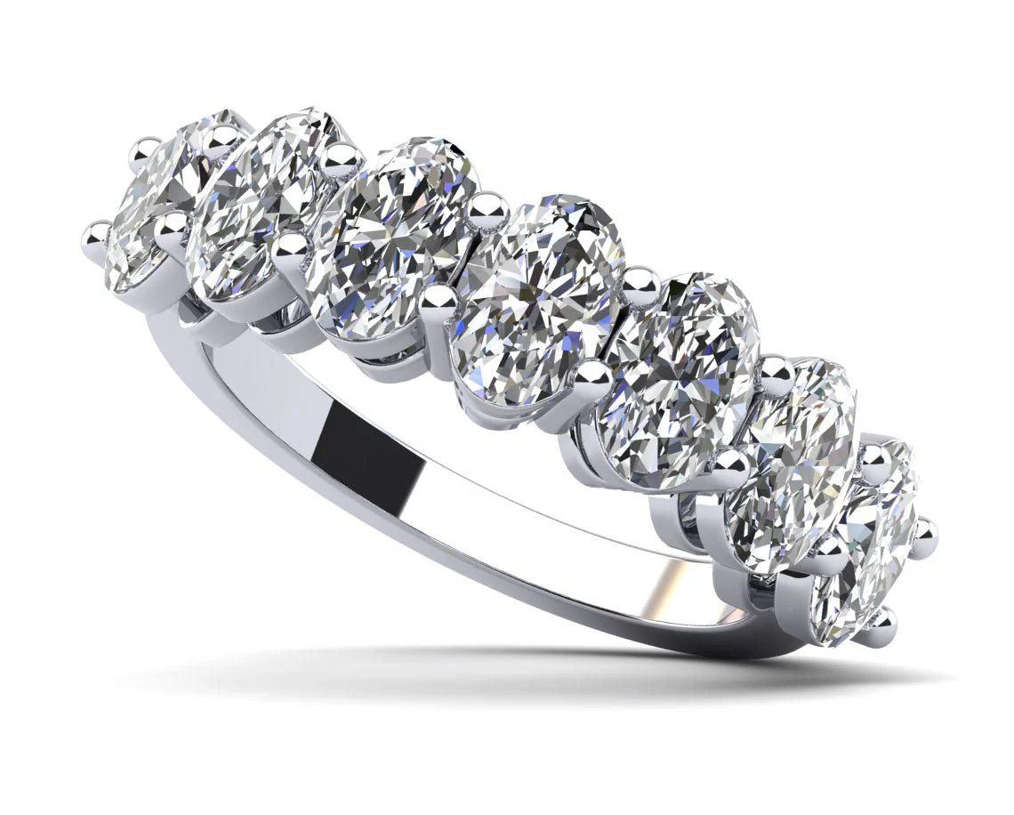 Oval Lab-Grown Diamond Anniversary Ring with 1.80 ct.(finished) 4x3mm
