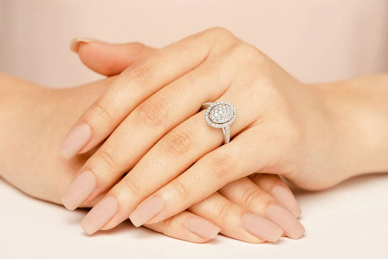 Oval Illusion Diamond Accented Diamond Ring with 1.14 ct.(finished) - Image 5