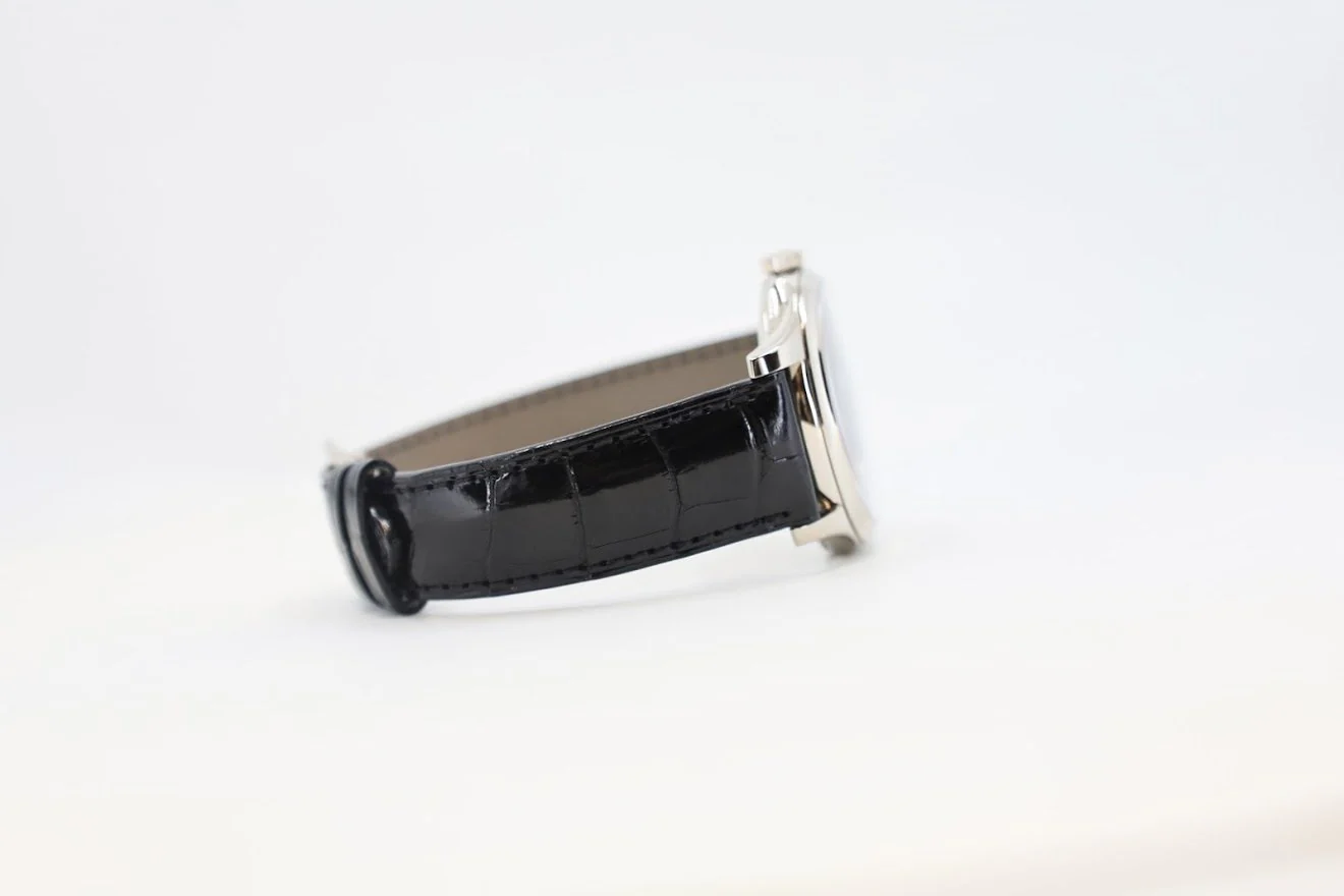 Patek Philippe 39mm Calatrava Watch Black Dial 5227G - Image 6