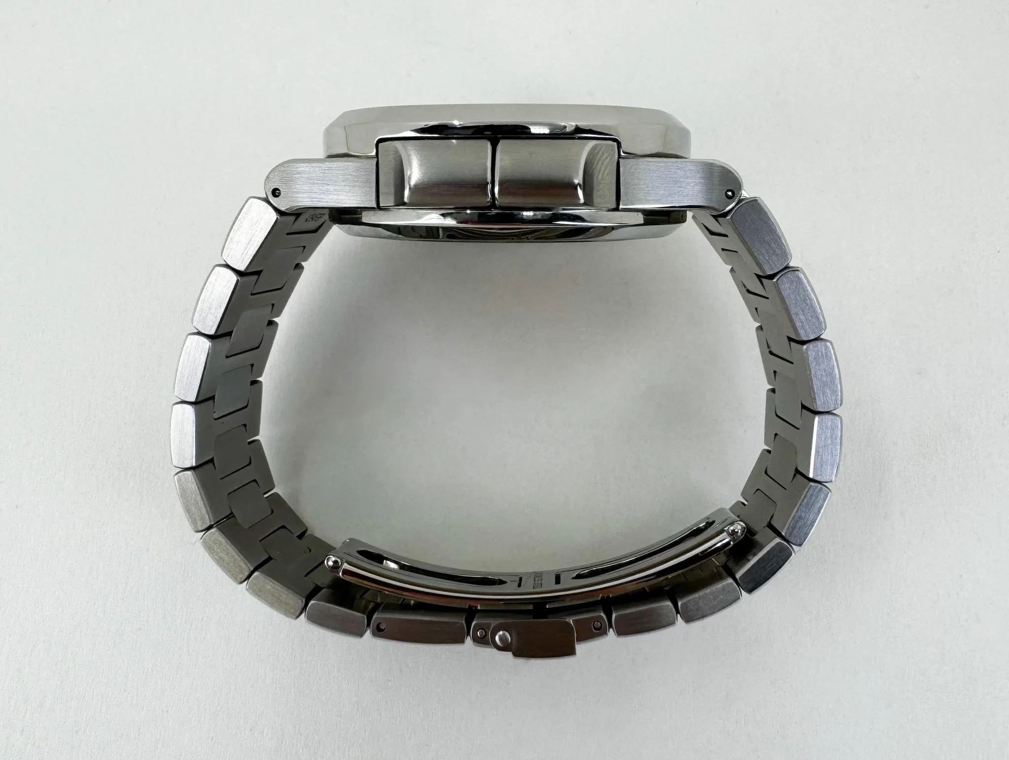 Patek Philippe 40.5mm Nautilus Travel Time Chronograph Watch Black Dial 5990/1A - Image 8