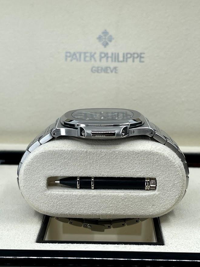 Patek Philippe 40mm Nautilus Watch Blue Dial 5712/1A - Image 5