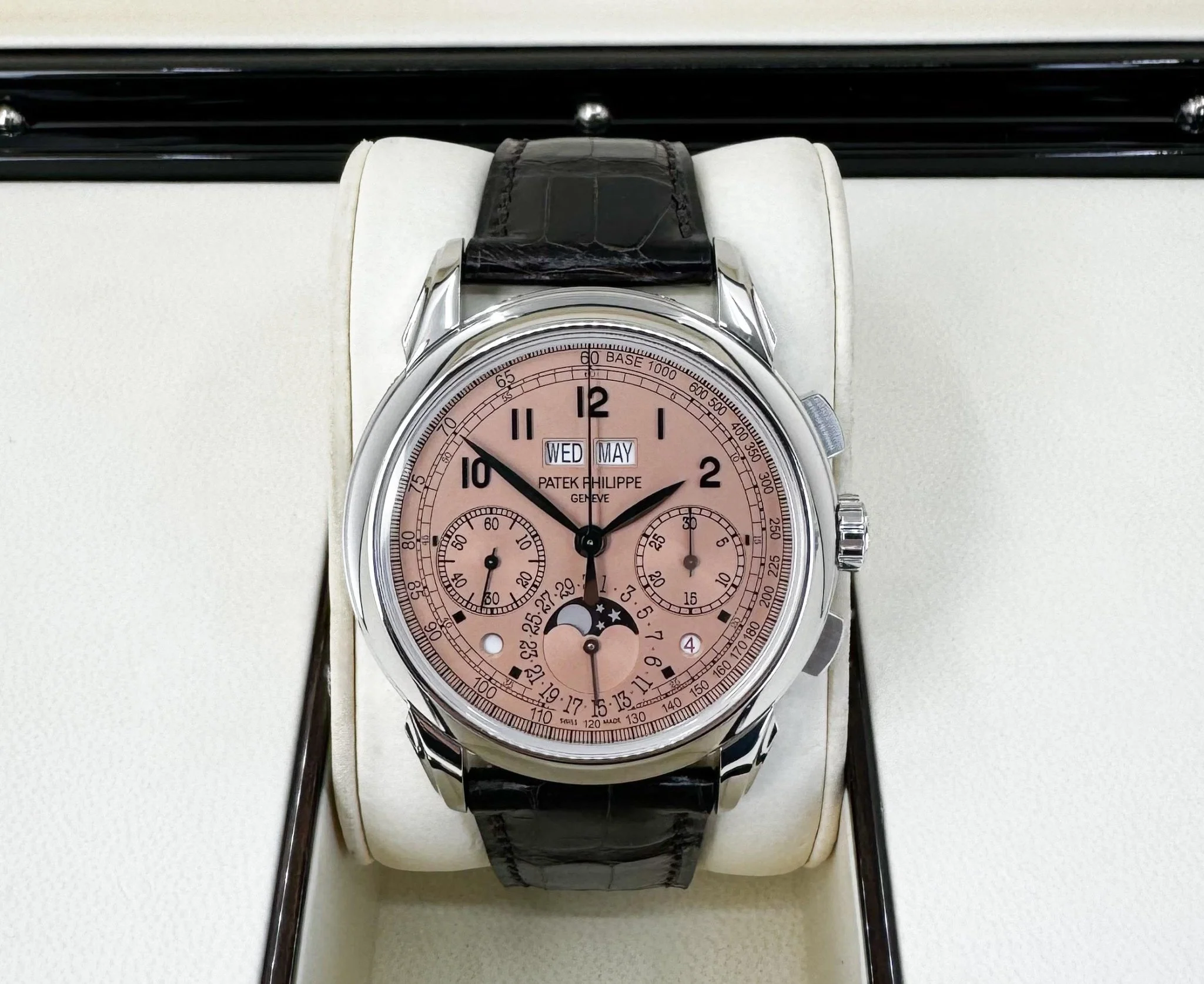 Patek Philippe 41mm Grand Complications Chronograph Perpetual Calendar - Platinum - Golden Opaline Dial Opaline Dial 5270P - Image 3