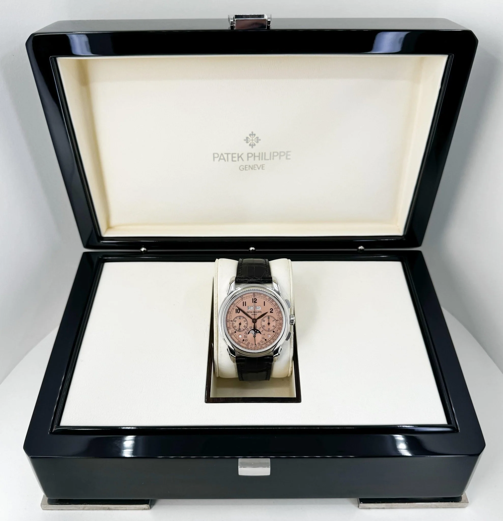 Patek Philippe 41mm Grand Complications Chronograph Perpetual Calendar - Platinum - Golden Opaline Dial Opaline Dial 5270P - Image 4