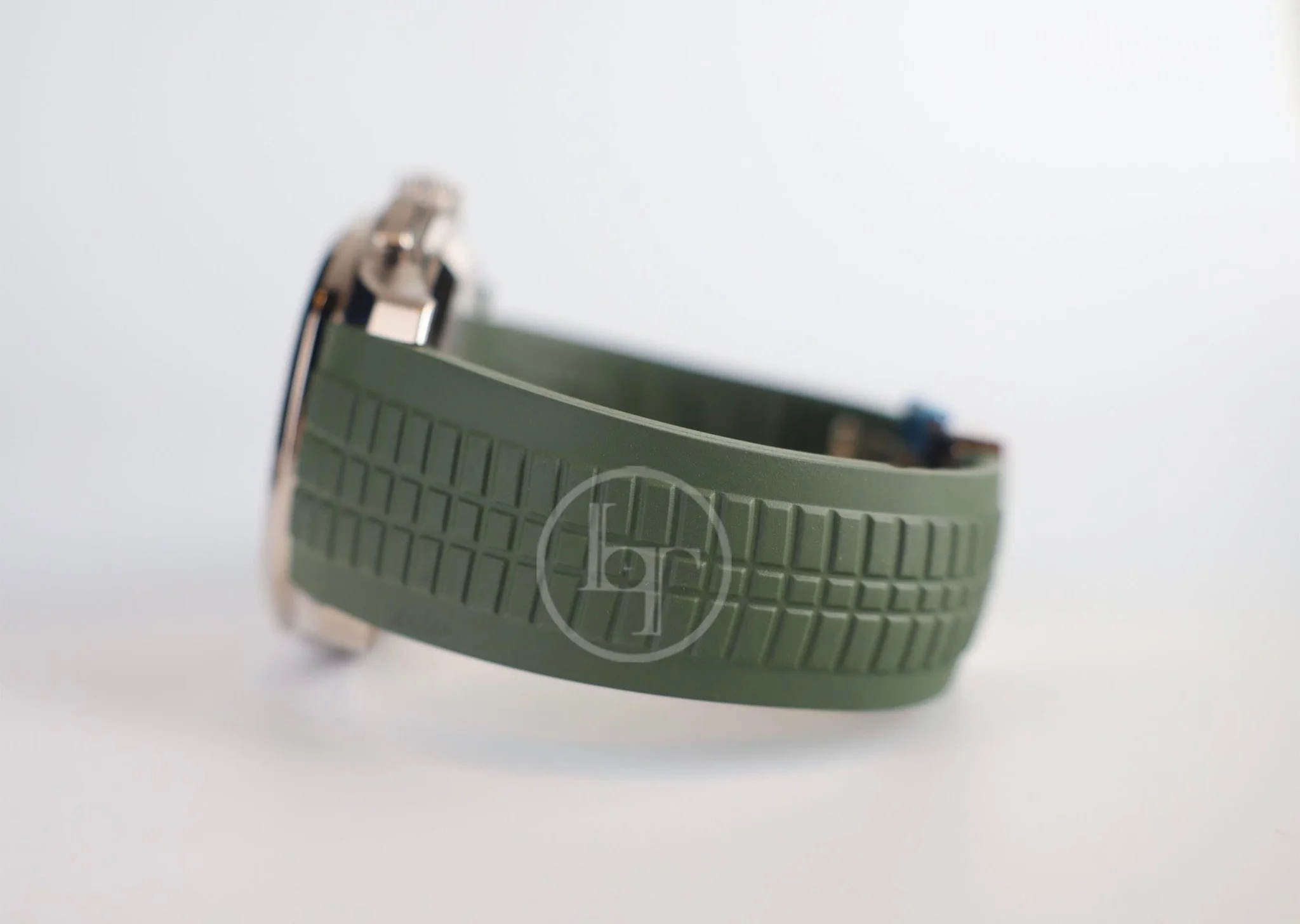 Patek Philippe Aquanaut Chronograph White Gold Khaki Green Dial 5968G-010 - Image 7
