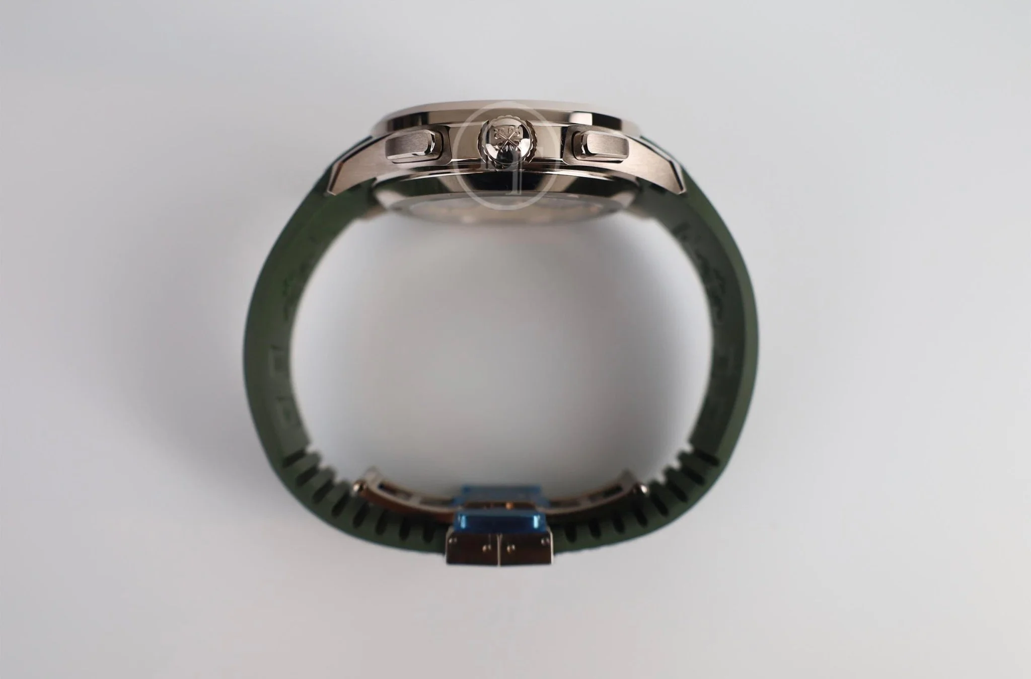 Patek Philippe Aquanaut Chronograph White Gold Khaki Green Dial 5968G-010 - Image 8