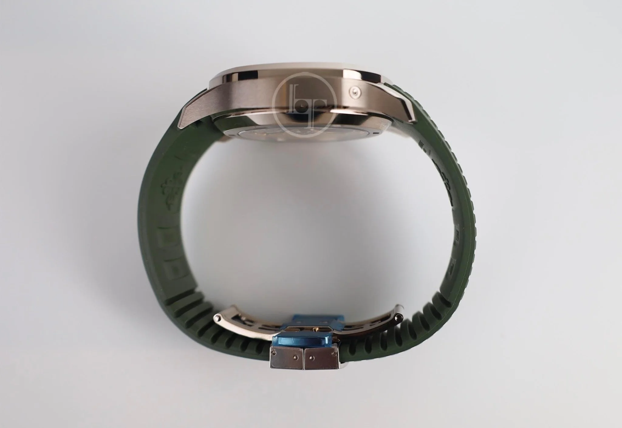 Patek Philippe Aquanaut Chronograph White Gold Khaki Green Dial 5968G-010 - Image 9