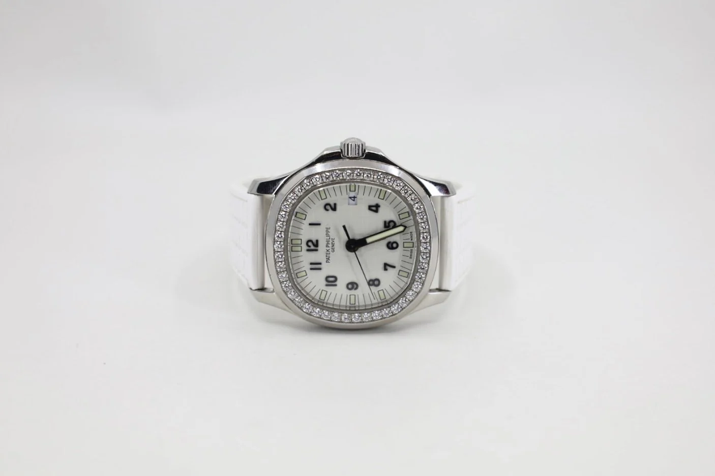 Patek Philippe 35.6mm Aquanaut Luce Glitter White Watch White Dial 5067A - Image 3