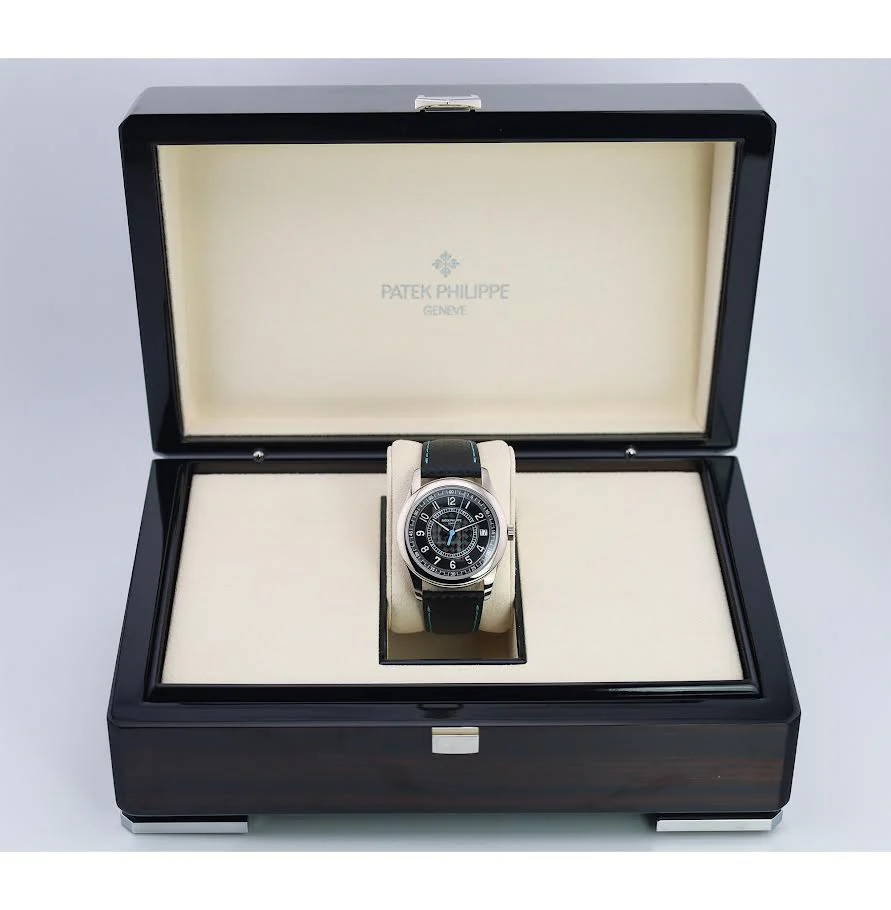 Patek Philippe Calatrava Date Sweep Seconds White Gold Black Carbon Motif Dial Sky Blue | 6007G-011 - Image 4