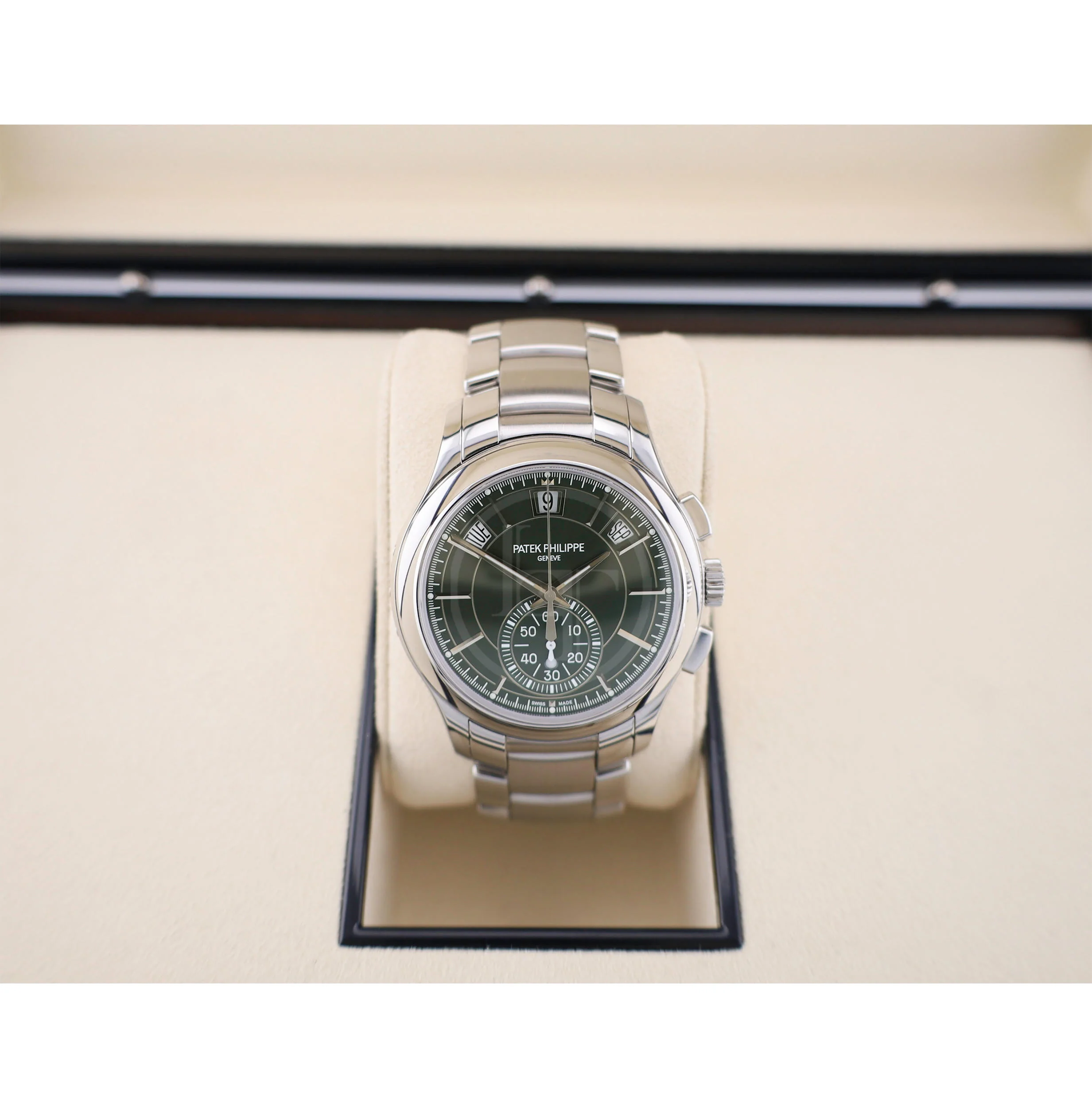 Patek Philippe Complications Flyback Chronograph Annual Calendar Stainless Steel Olive Green Dial | 5905/1A-001 - Image 3