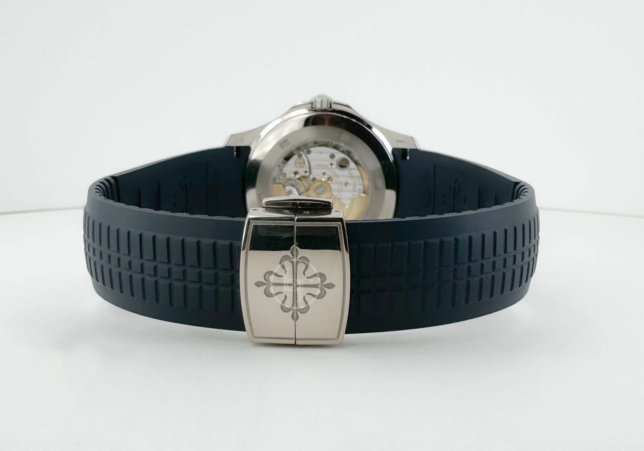 Patek Philippe Men's Aquanaut Watch - 5168G-001 - Image 10