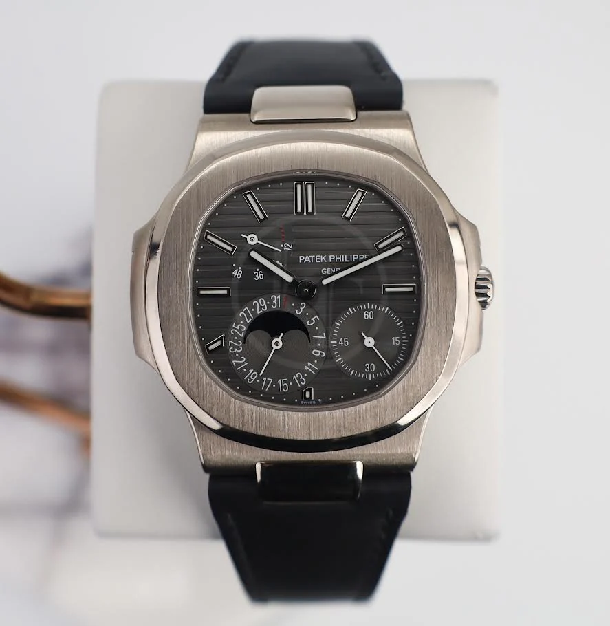 Patek Philippe Nautilus Moon Phases White Gold Slate Gray Dial | 5712G-001 - Image 2