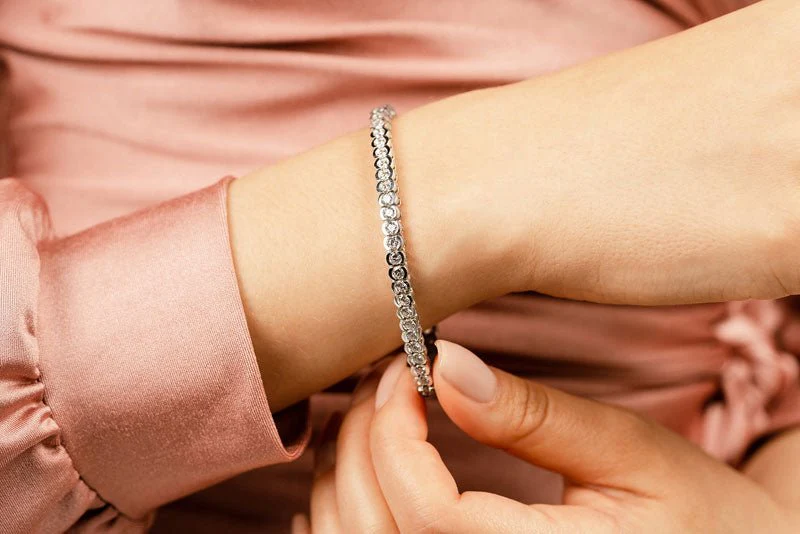 Pillow Bezel Set Lab-Grown Diamond Tennis Bracelet with 2.99 ct.(finished) 2.25mm - Image 4