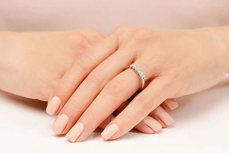 Princess Cut 5 Stone Anniversary Diamond Ring with 1.00 ct.(finished) 3.2mm - Image 3