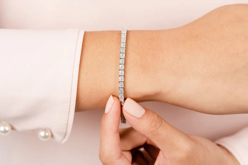 Princess Cut Diamond Illusion Bracelet Lab-Grown Diamond with 4.68 ct.(finished) 1.5mm - Image 4