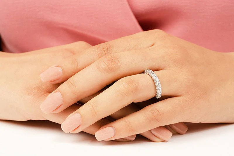 Princess Sunbeam Lab-Grown Diamond Anniversary Ring with 1.40 ct.(finished) 1.1mm, 2.5mm - Image 3