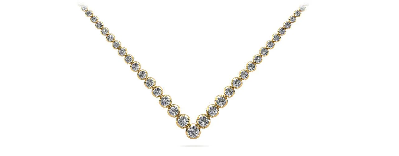Ravishing V Neck With Graduated Diamonds with 7.00 ct.(finished) - Image 2