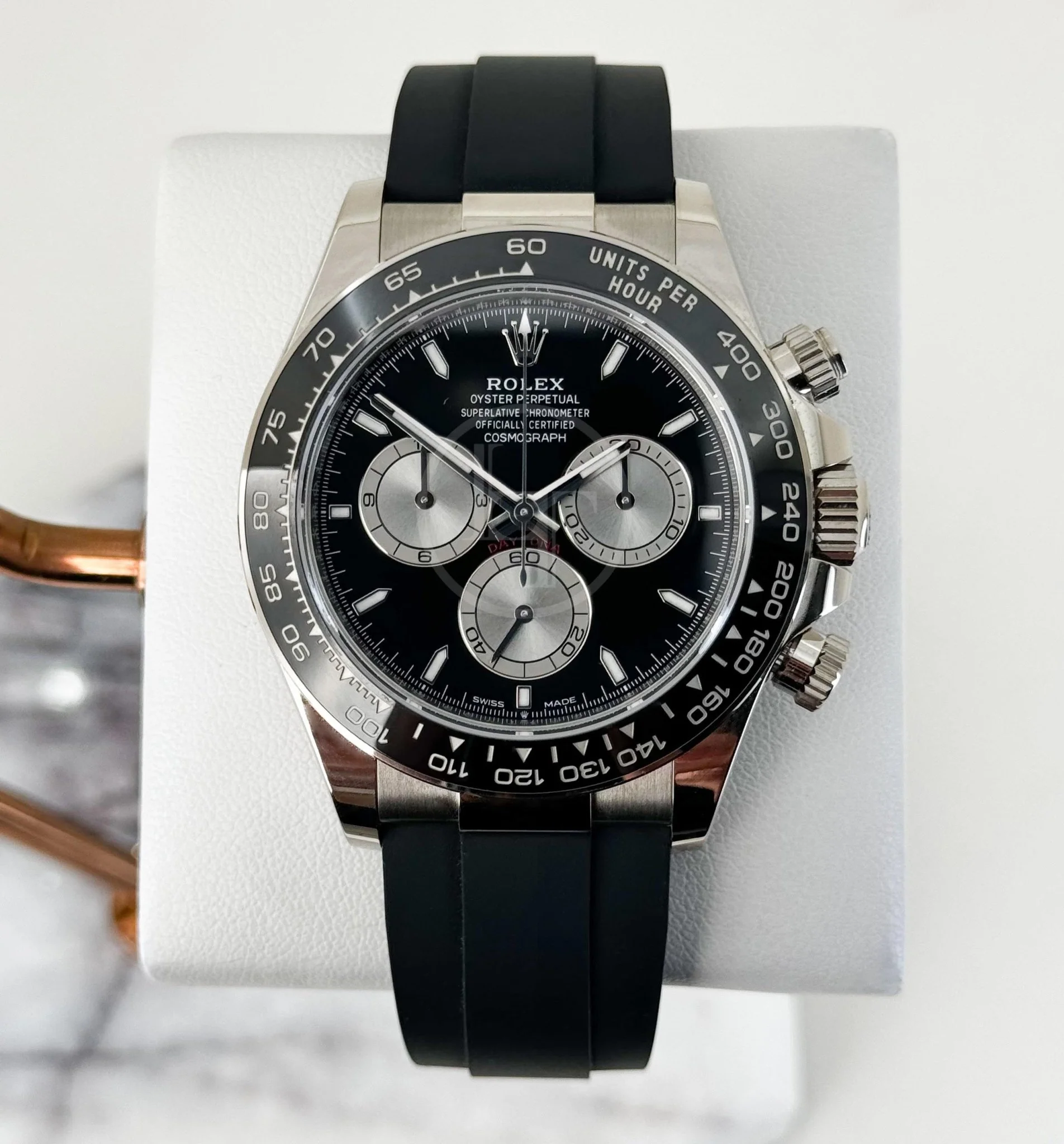 Rolex Cosmograph Daytona 40mm White Gold Black Dial with Oysterflex Bracelet - 126519LN - Image 2