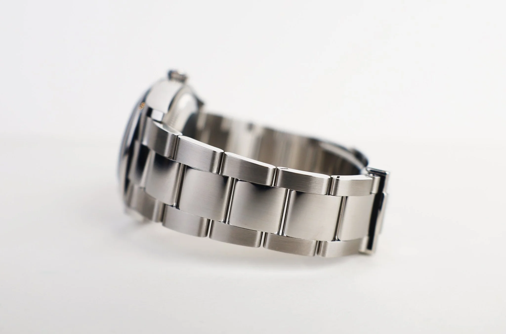 Rolex Datejust 36 Stainless Steel Black Index Dial & Smooth Domed Bezel Oyster Bracelet 126200 - Image 7