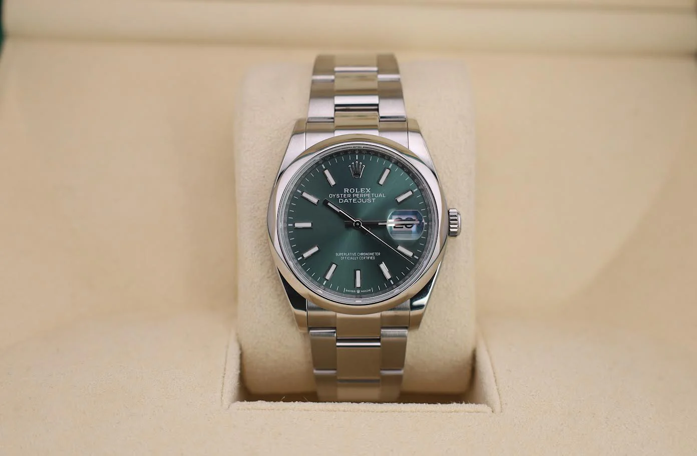 Rolex Datejust 36 Stainless Steel Mint Green Index Dial & Smooth Domed Bezel Oyster Bracelet 126200 - Image 3