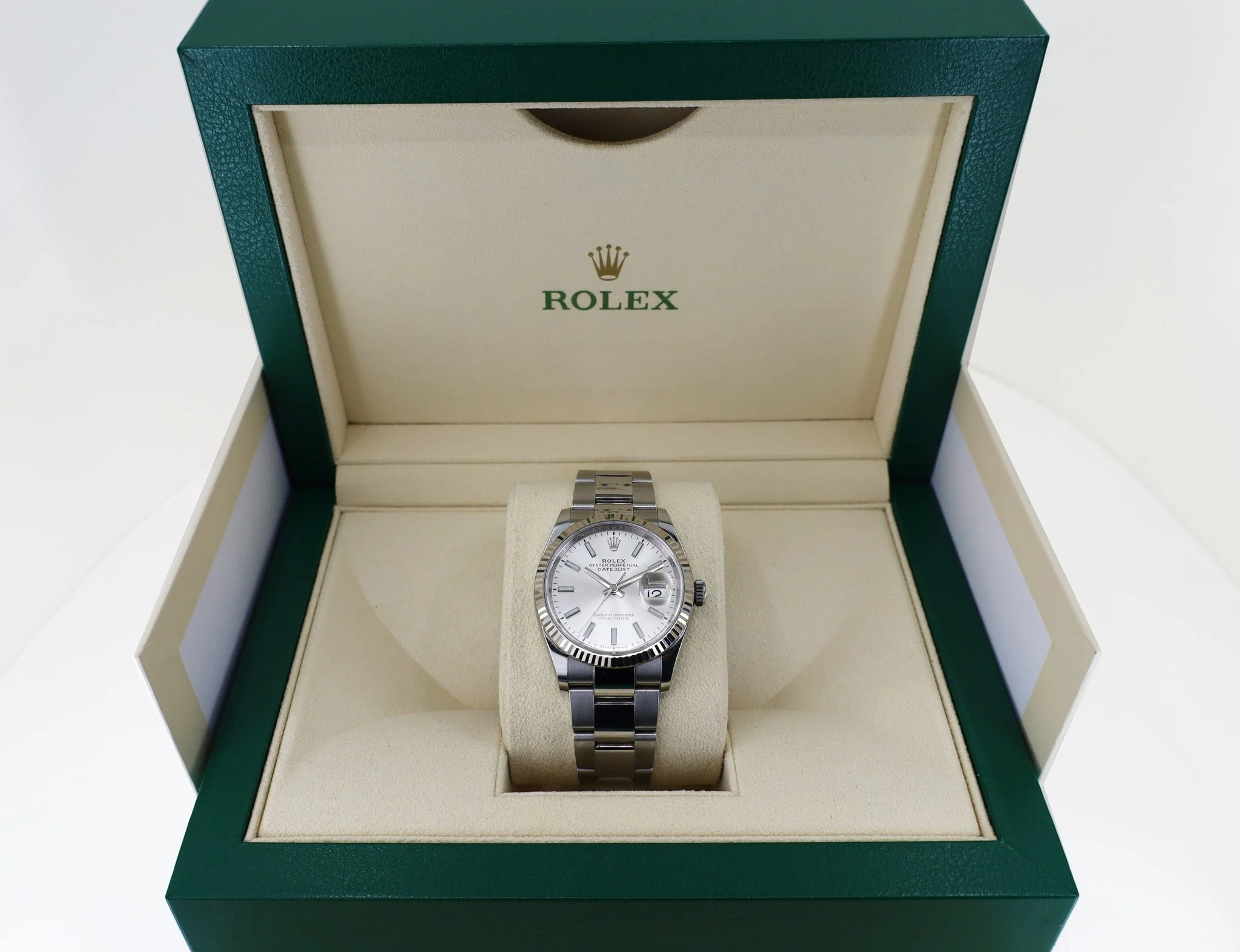 Rolex Datejust 36 White Gold/Steel Silver Index Dial & Fluted Bezel Oyster Bracelet 126234 - Image 3
