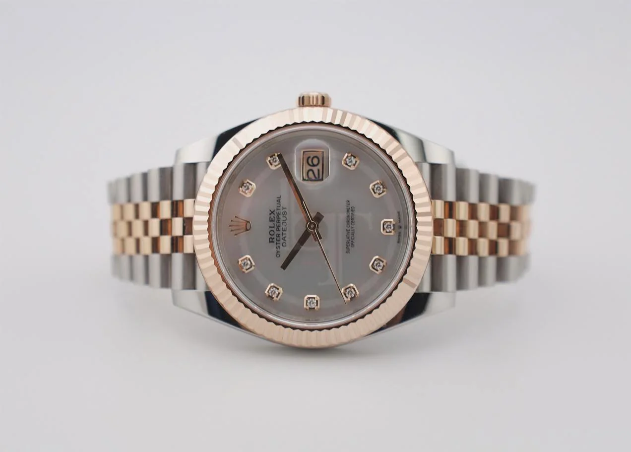 Rolex Datejust 41 Rose Gold/Steel White Mother of Pearl Diamond Dial Fluted Bezel Jubilee Bracelet 126331 - - Image 5
