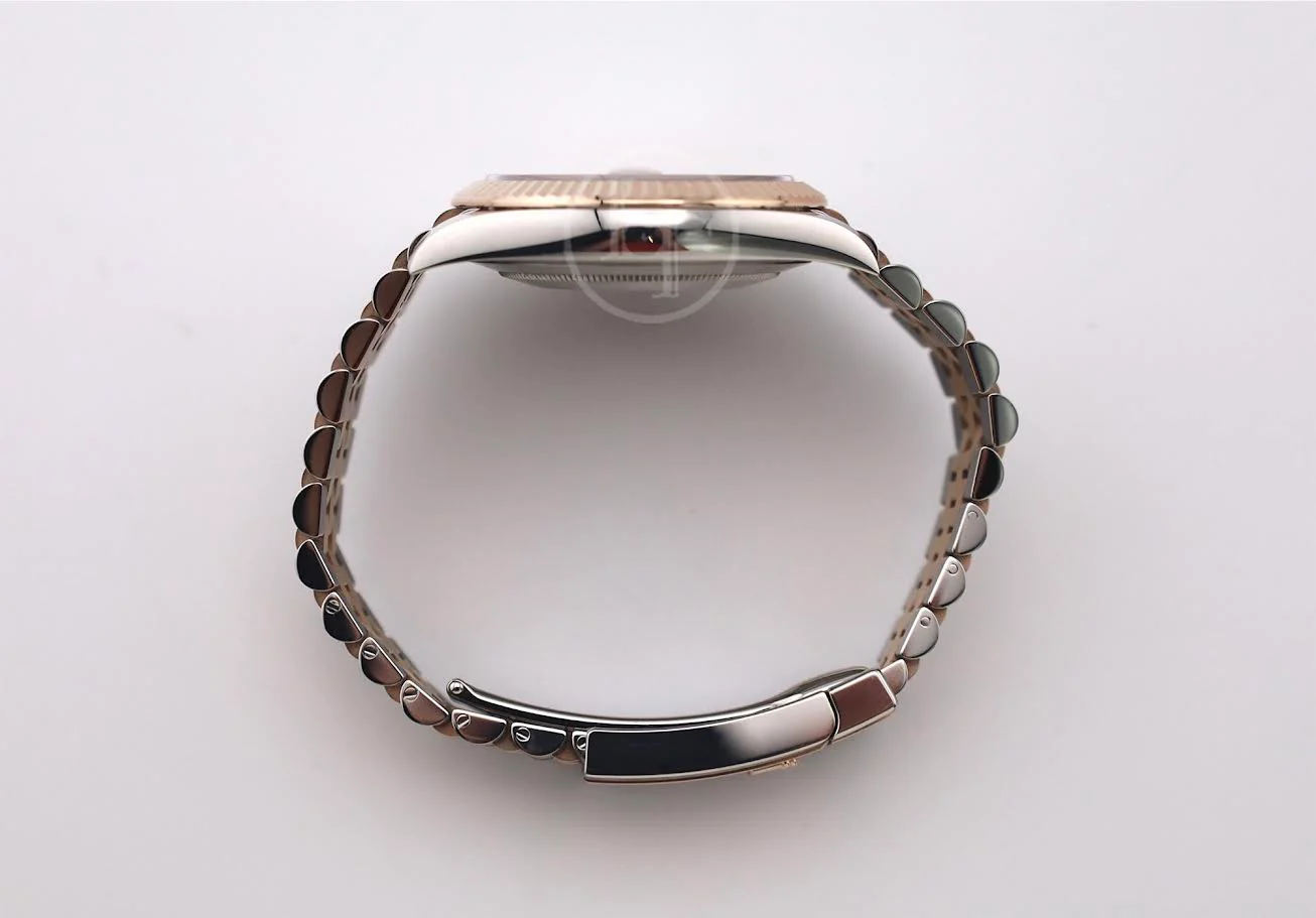 Rolex Datejust 41 Rose Gold/Steel White Mother of Pearl Diamond Dial Fluted Bezel Jubilee Bracelet 126331 - - Image 9