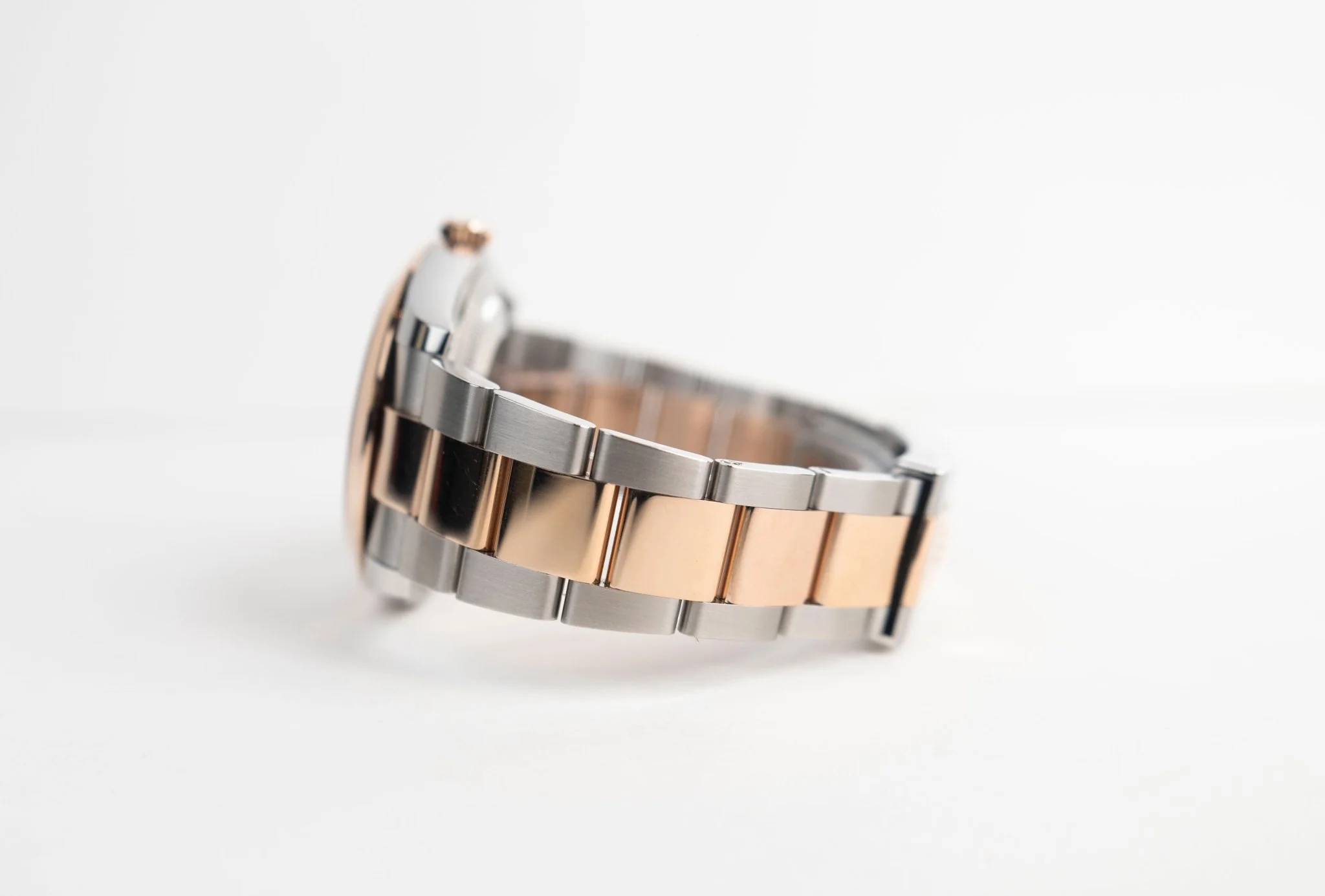 Rolex Datejust 41 Rose Gold/Steel White Mother of Pearl Diamond Dial Smooth Bezel Oyster Bracelet 126301 - - Image 7
