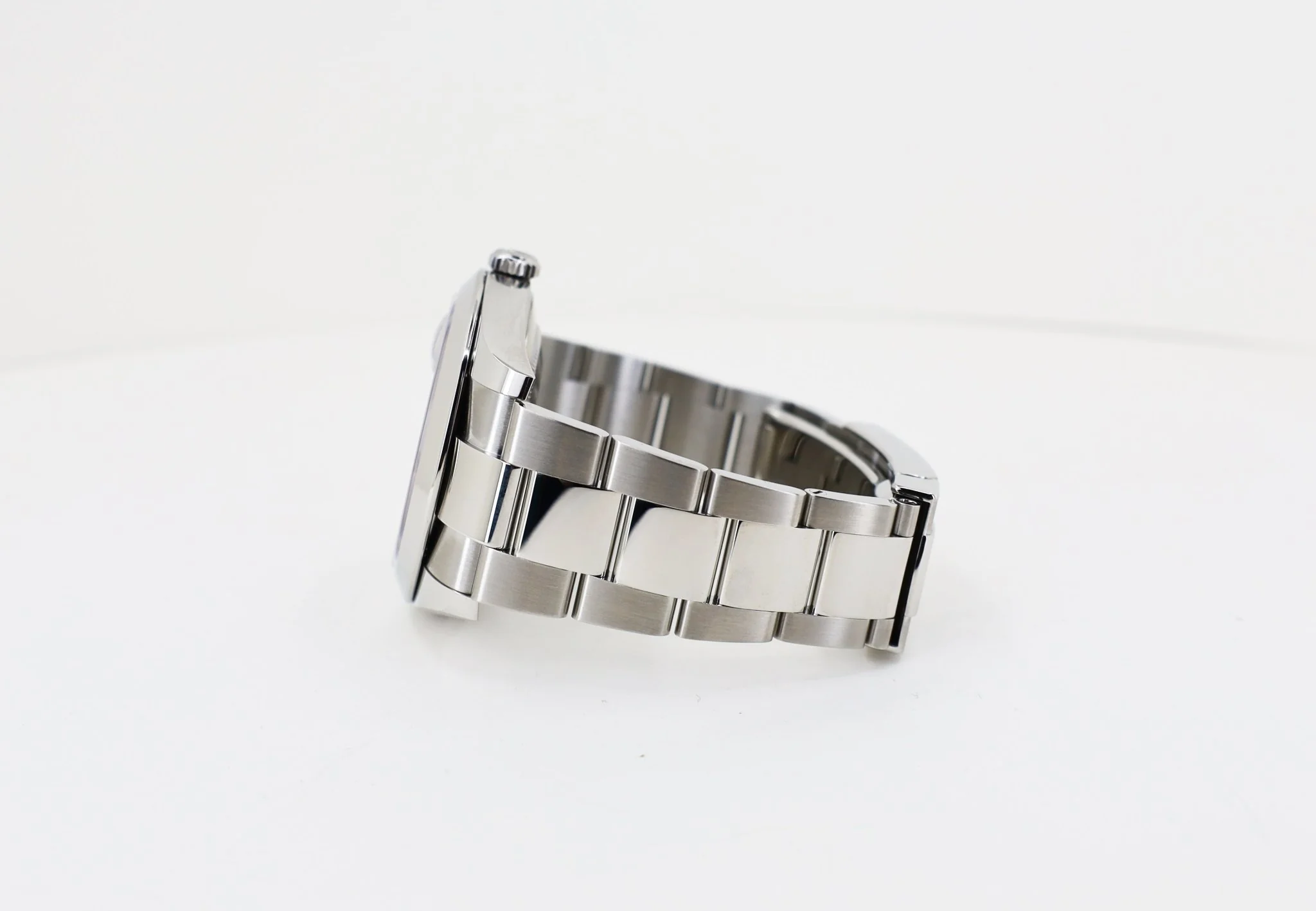 Rolex Datejust 41 Stainless Steel Black Index Dial Smooth Bezel Oyster Bracelet 126300 - - Image 7