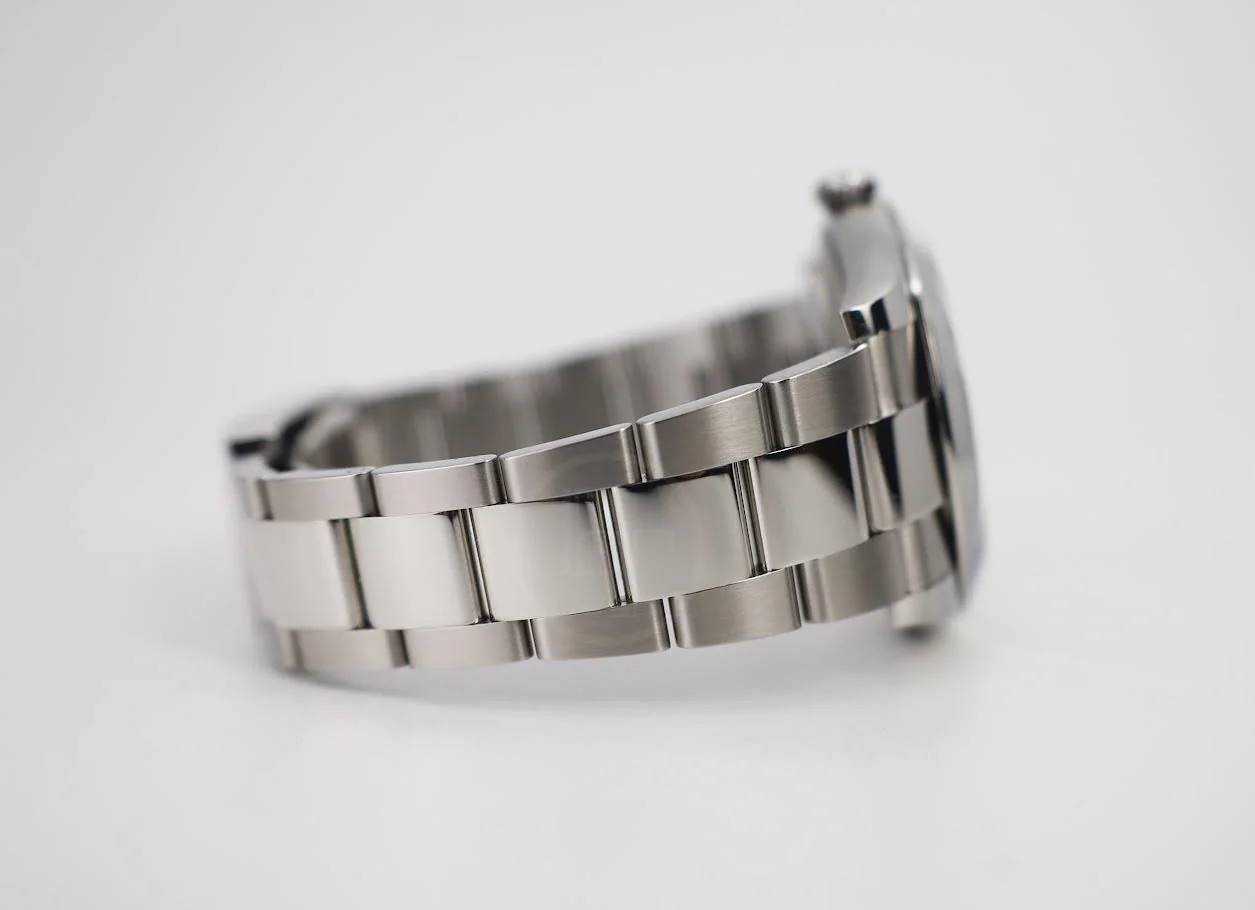 Rolex Datejust 41 Stainless Steel Silver Index Dial Smooth Bezel Oyster Bracelet 126300 - - Image 6